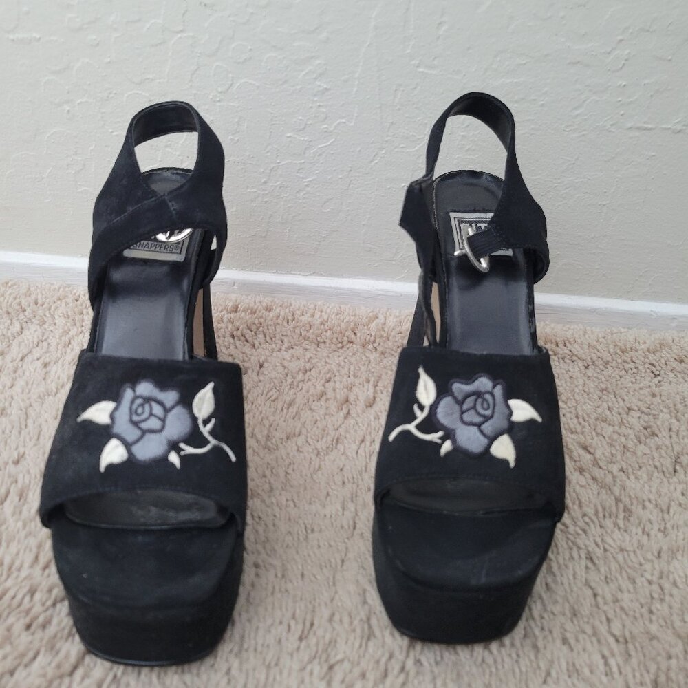 Embroidered Platform Shoes - original box